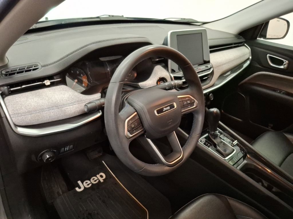 Used 2022 Jeep Compass Latitude image 16