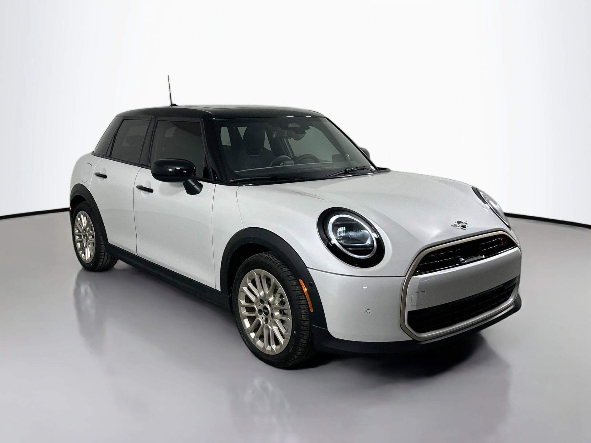 Used 2025 MINI Cooper S image 3