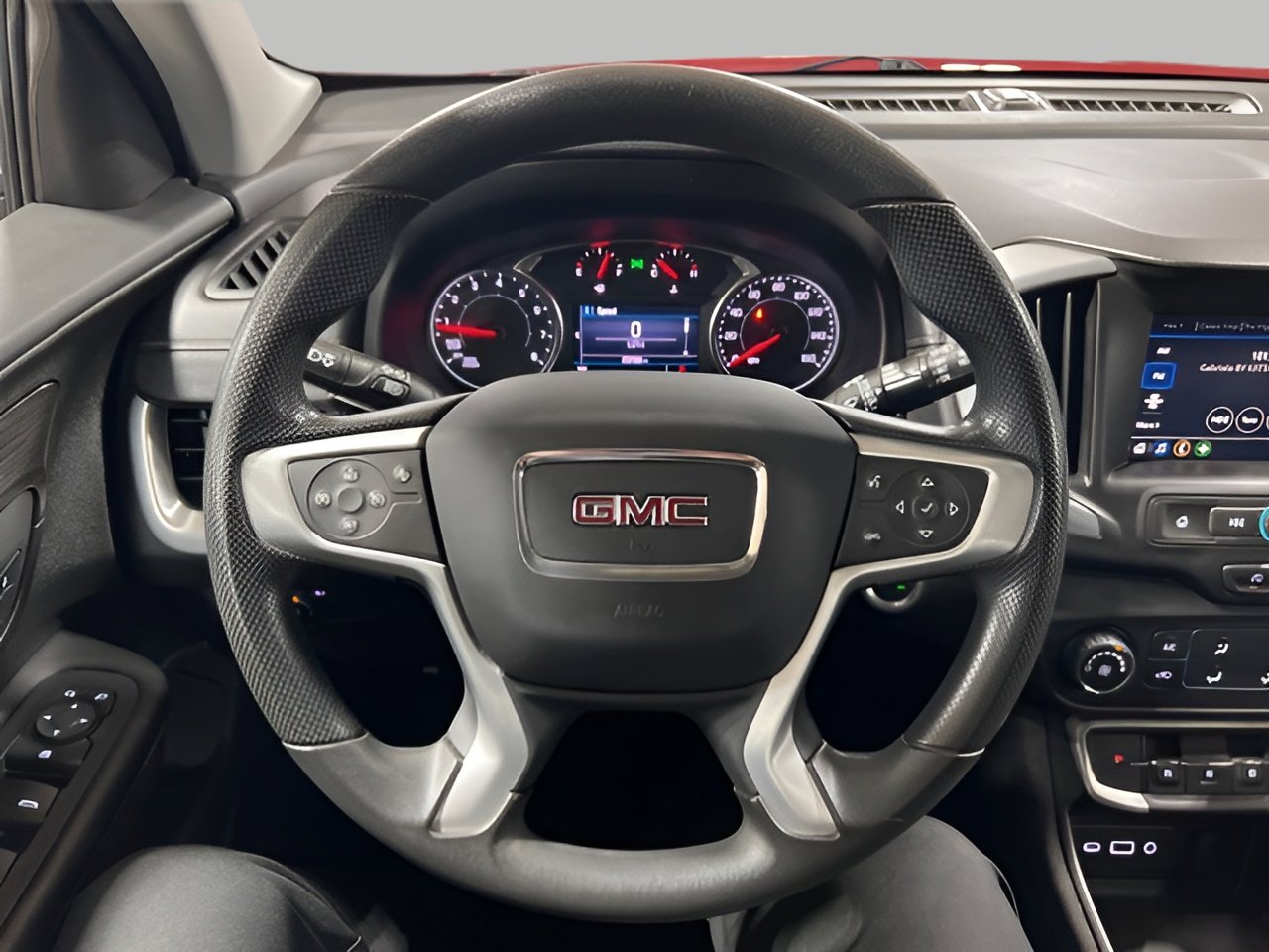 Used 2024 GMC Terrain SLE image 43