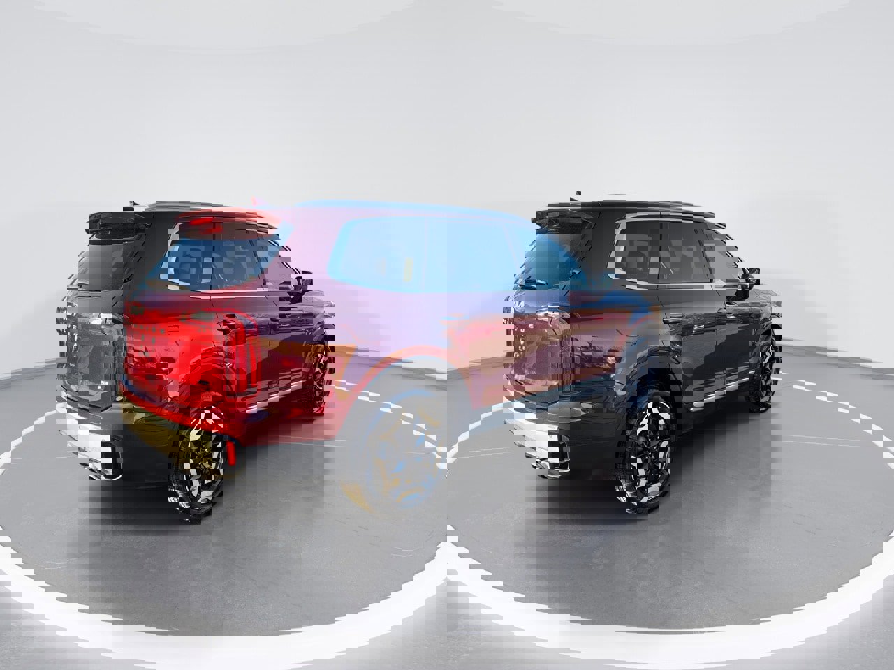 Used 2023 Kia Telluride S image 8