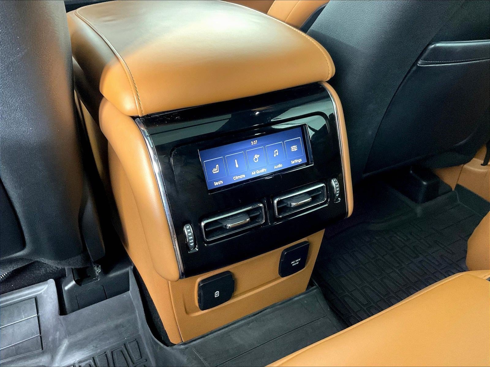 Used 2022 Lincoln Aviator Black Label w/ Dynamic Handling Package AWD/4WD image 10