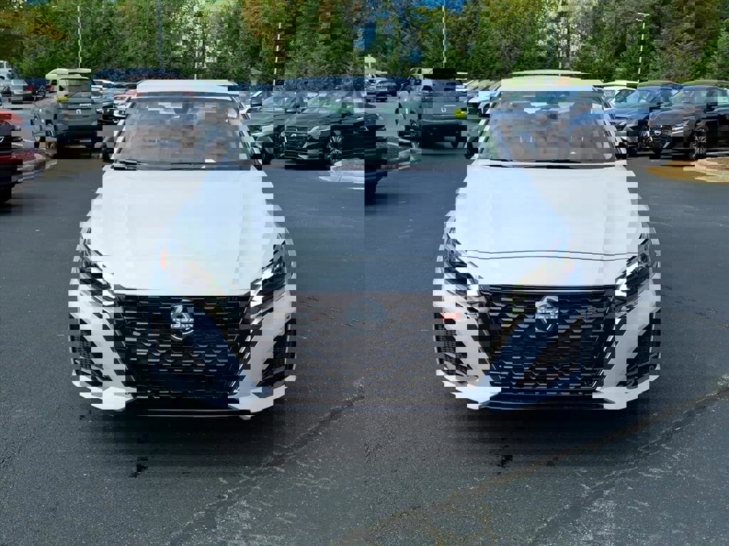 New 2025 Nissan Altima 2.5 SR video 2