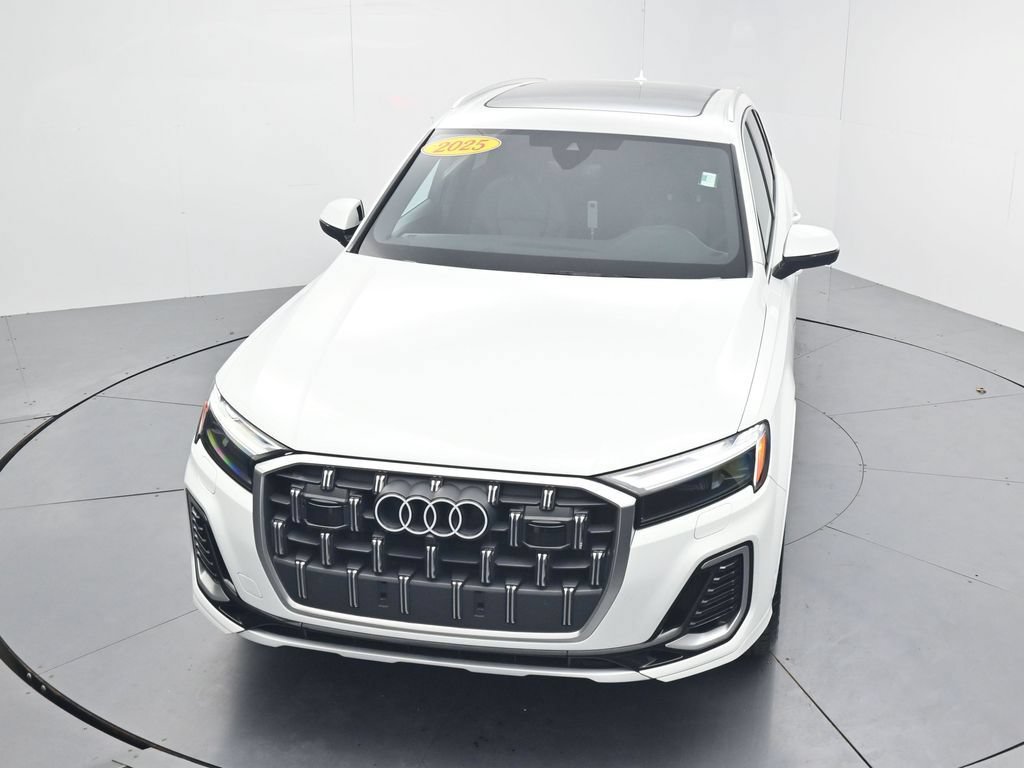 Used 2025 Audi Q7 3.0T Premium Plus AWD/4WD image 63