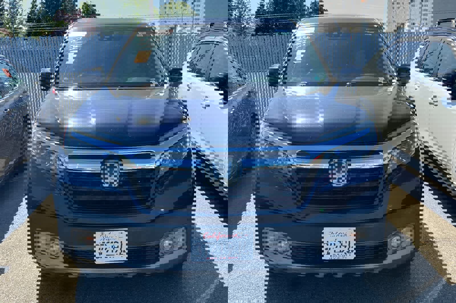 Used 2017 Honda Ridgeline RTL-E image 2