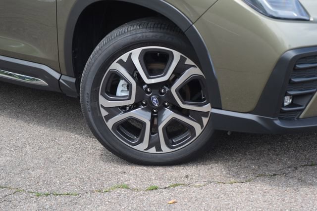 Used 2024 Subaru Ascent Touring AWD/4WD image 31
