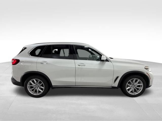 Used 2022 BMW X5 xDrive40i w/ Premium Package AWD/4WD image 6