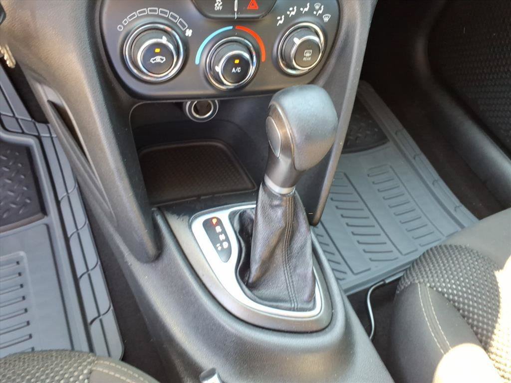 Used 2016 Dodge Dart SXT FWD image 37