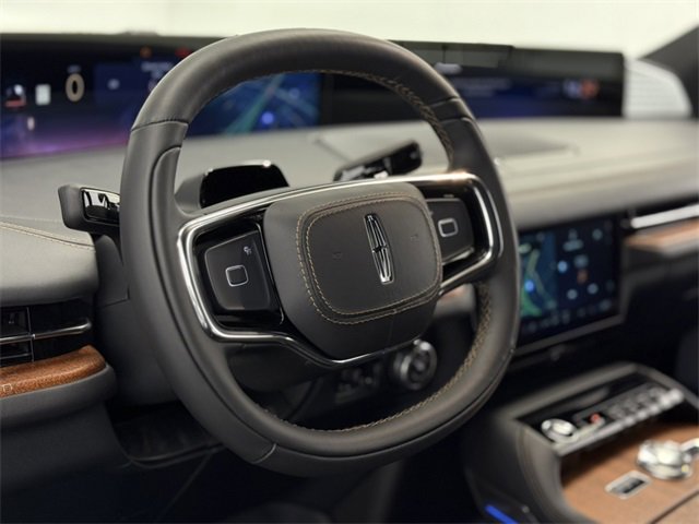 New 2025 Lincoln Navigator Black Label image 66