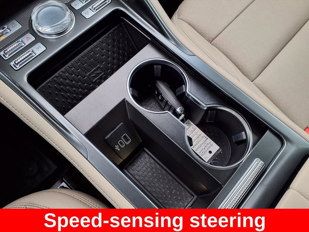 Used 2024 Lincoln Nautilus Premier w/ Equipment Group 102A image 17