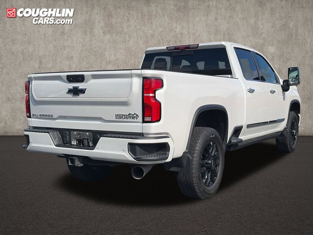 Used 2025 Chevrolet Silverado 2500 High Country w/ High Country Premium Package AWD/4WD image 9