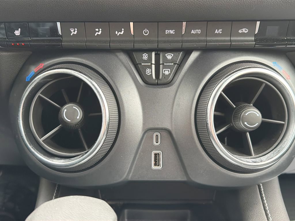 Used 2024 Chevrolet Blazer LT w/ Convenience Package image 26