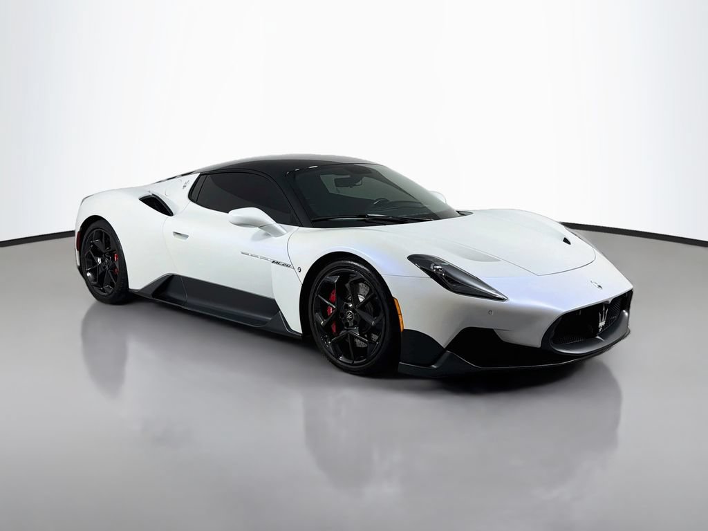 Used 2022 Maserati MC20 Coupe RWD image 3