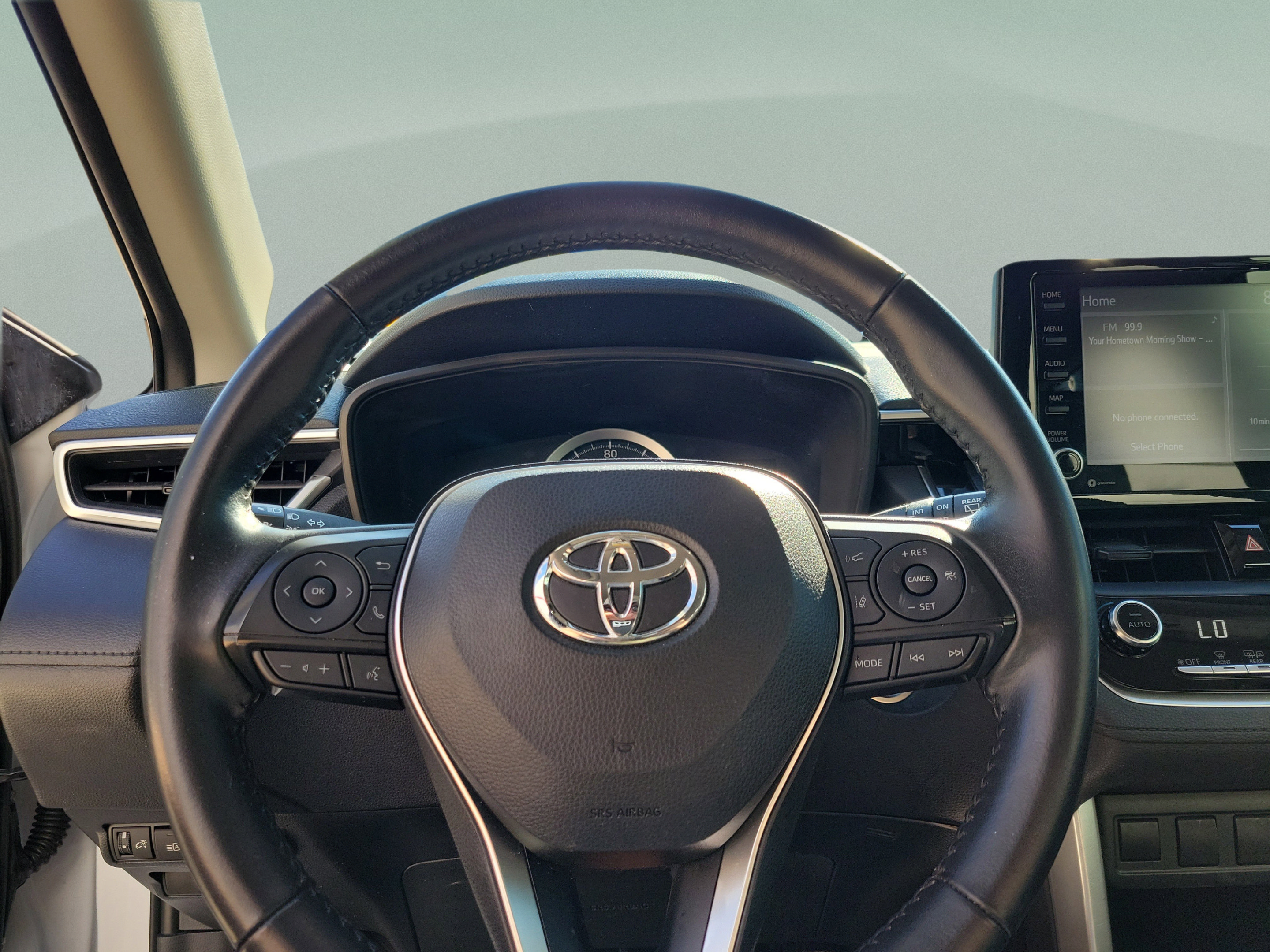 Used 2022 Toyota Corolla Cross LE FWD image 23