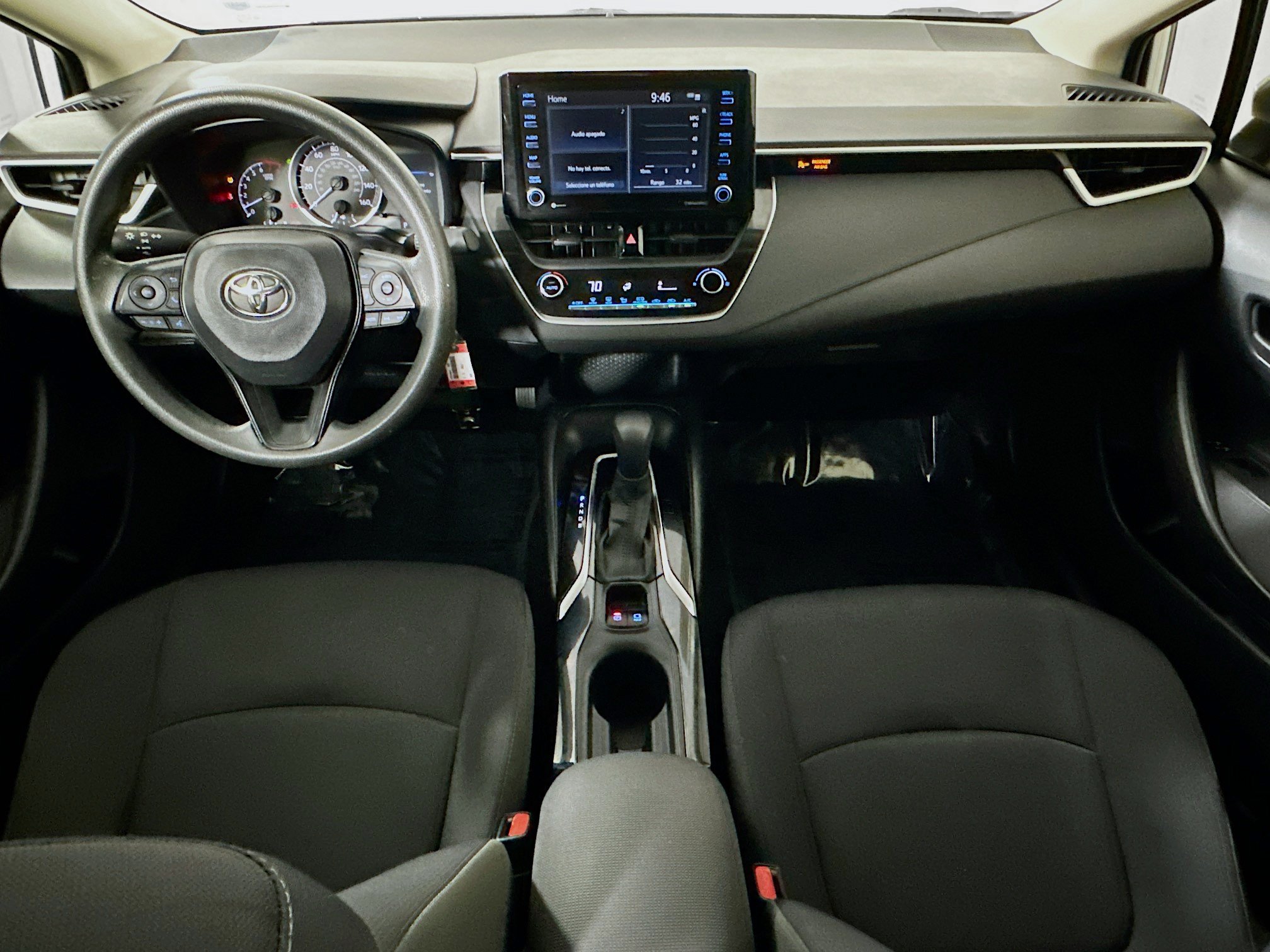 Used 2022 Toyota Corolla LE FWD image 26