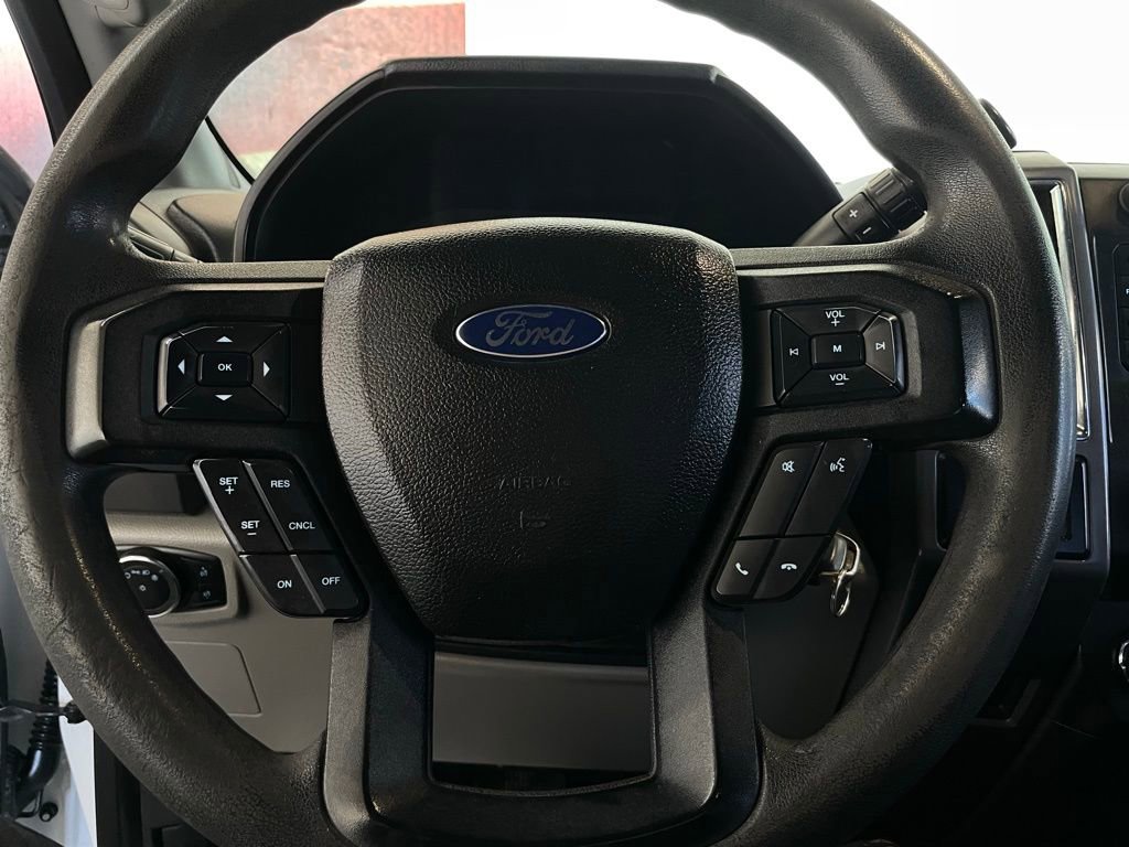Used 2016 Ford F150 XLT AWD/4WD image 26