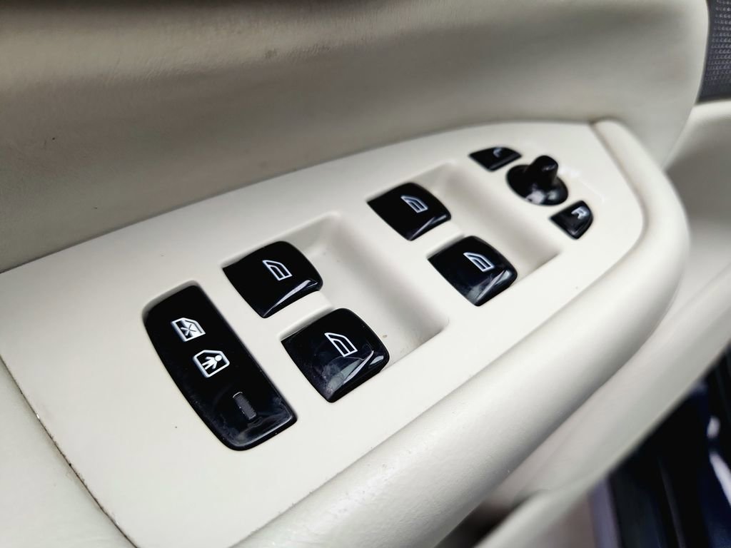 Used 2017 Volvo XC90 T8 Excellence image 26