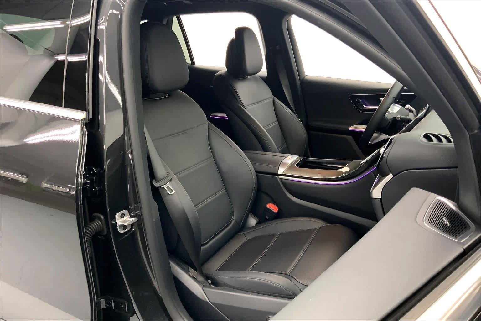 Used 2026 Mercedes-Benz GLC 300 image 11