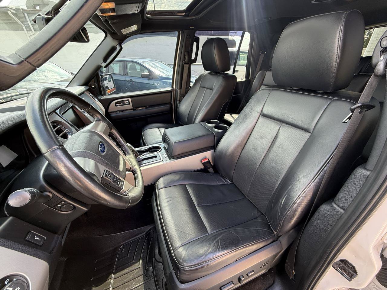 Used 2015 Ford Expedition Limited w/ Equipment Group 301A AWD/4WD image 14