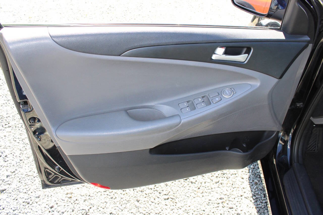 Used 2011 Hyundai Sonata GLS FWD image 19