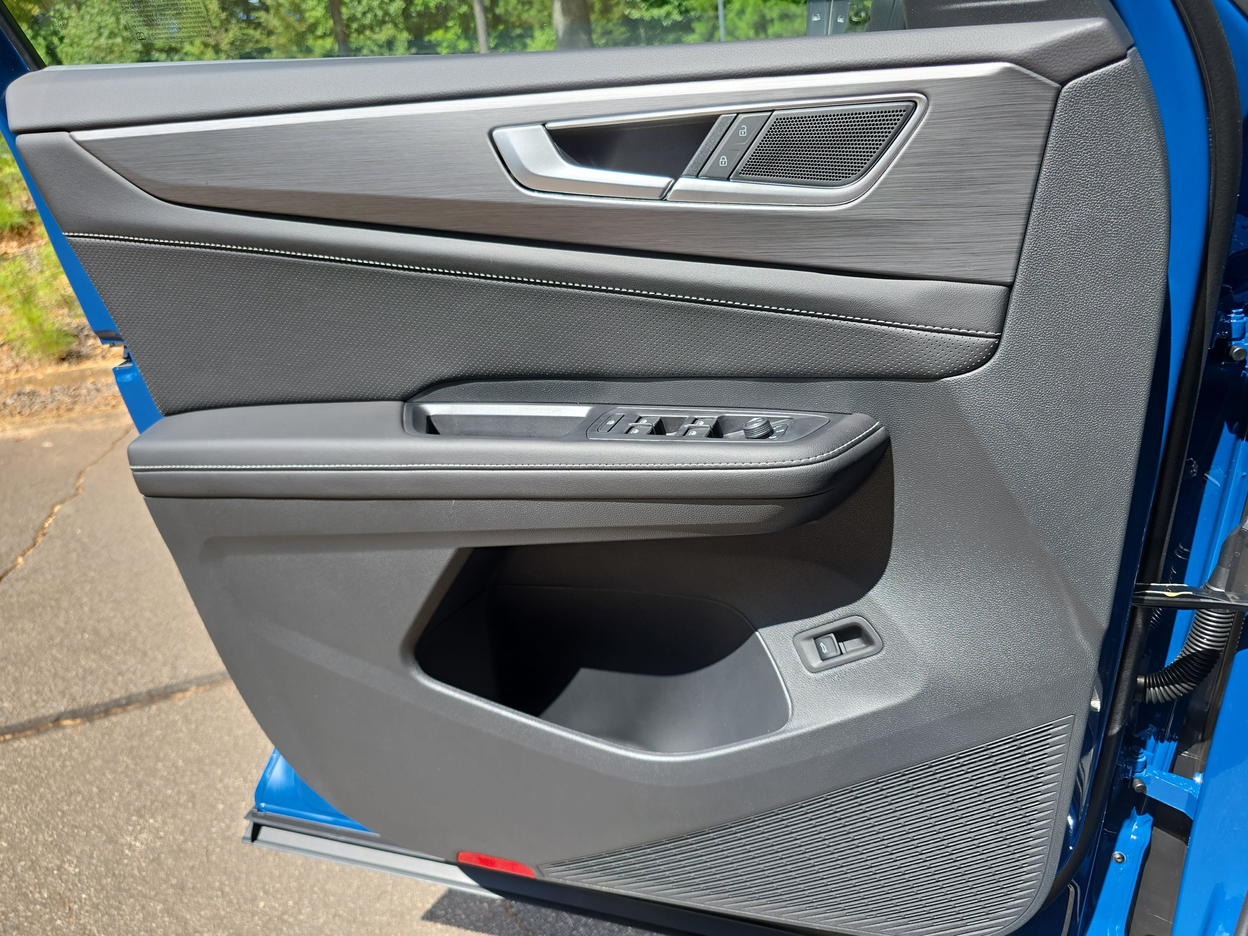 New 2026 Volkswagen Atlas Cross Sport SE AWD/4WD image 27