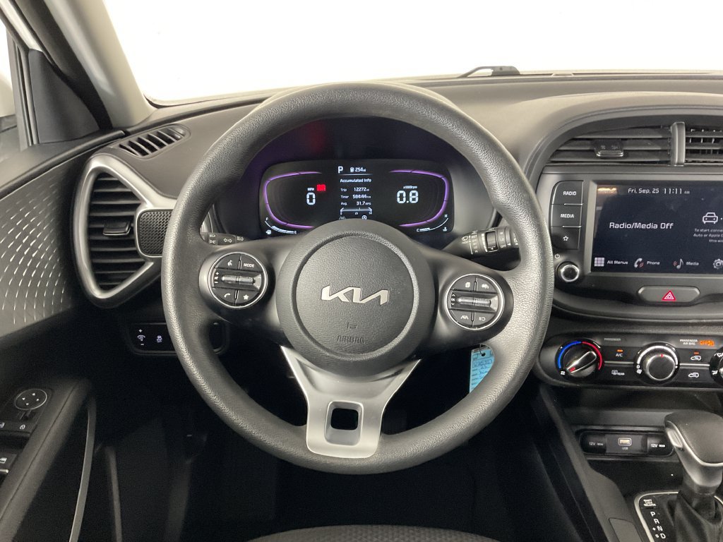 Used 2023 Kia Soul LX w/ Option Group 015 FWD image 12