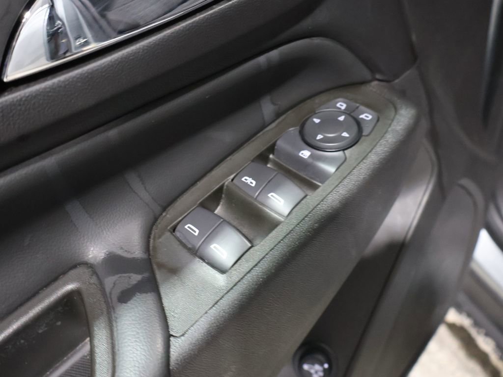 Used 2024 Chevrolet Equinox LT image 13