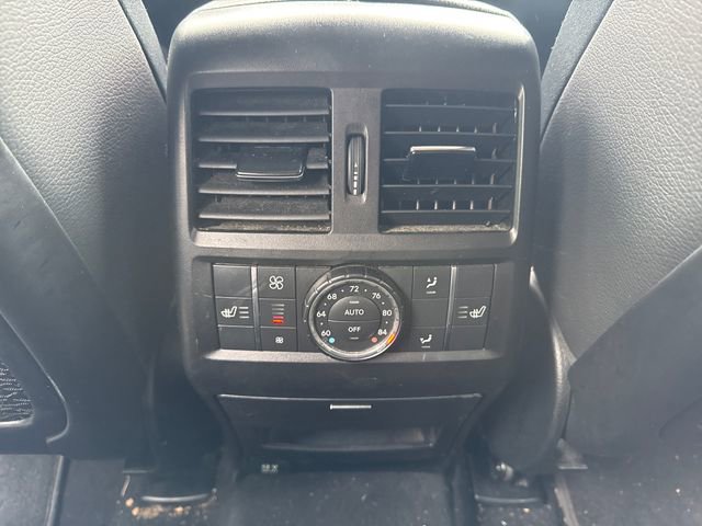Used 2015 Mercedes-Benz GL 550 4MATIC image 21