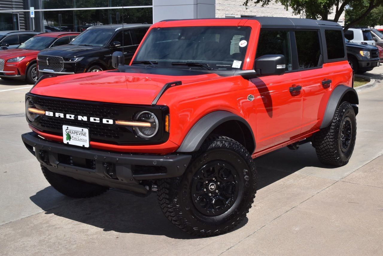 Certified 2024 Ford Bronco Wildtrak AWD/4WD image 51