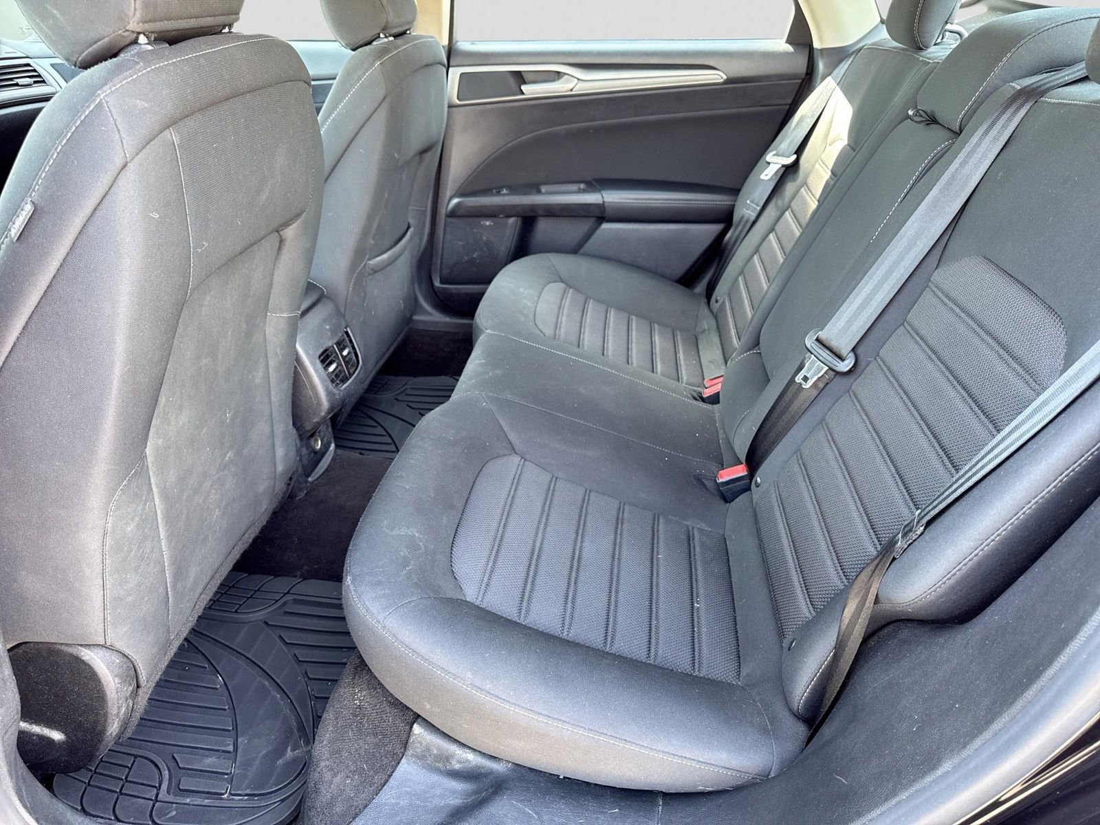 Certified 2020 Ford Fusion SE FWD image 21