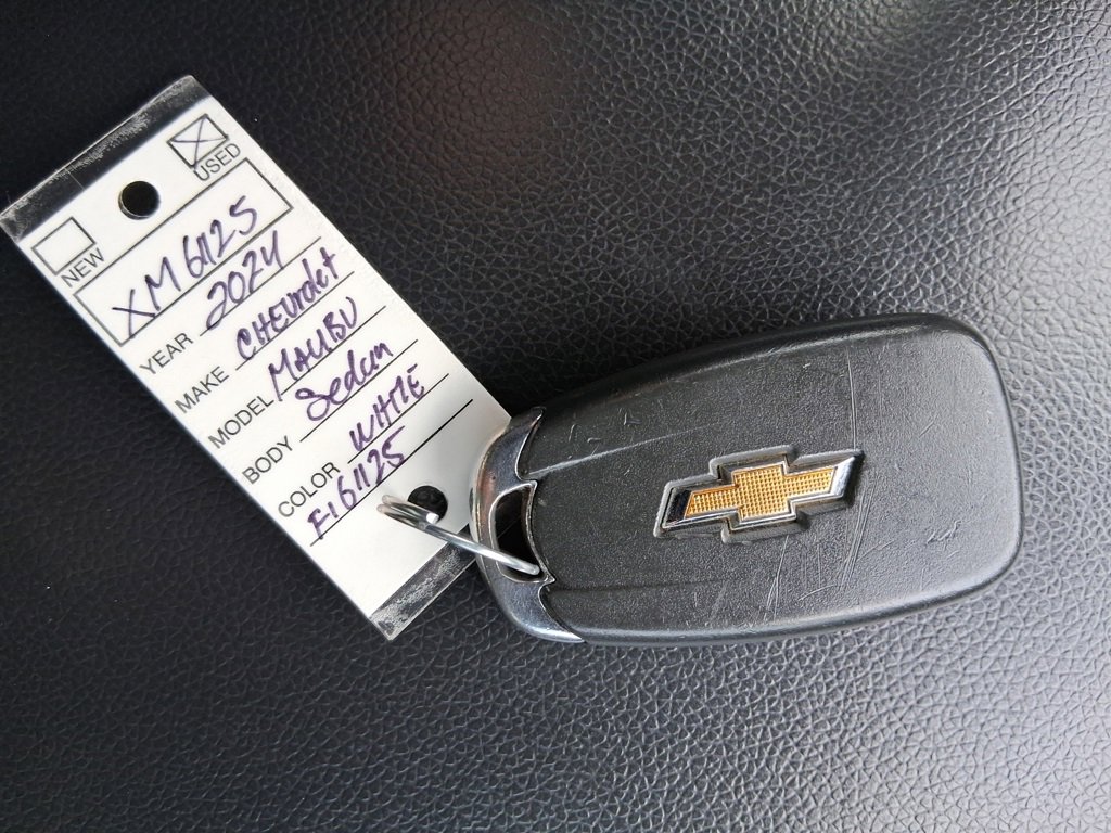 Used 2024 Chevrolet Malibu RS w/ LPO, Floor Liner Package image 16