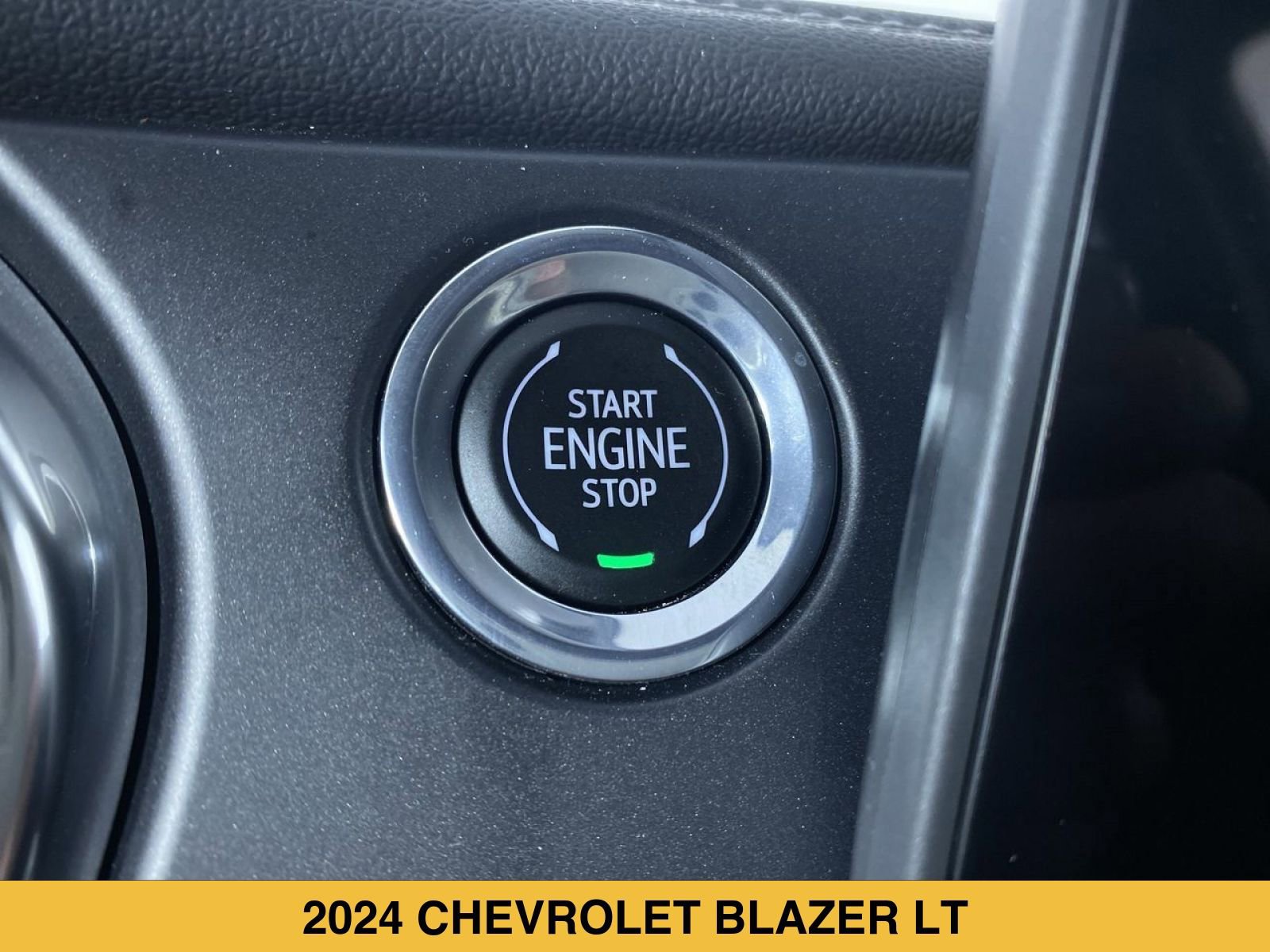 Certified 2024 Chevrolet Blazer LT w/ Midnight/Sport Edition image 8