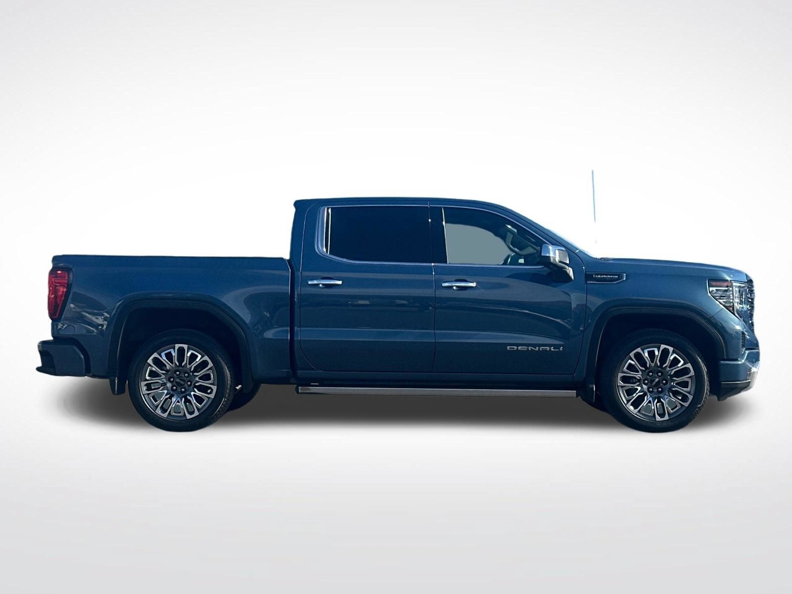 Used 2025 GMC Sierra 1500 Denali Ultimate AWD/4WD video 2