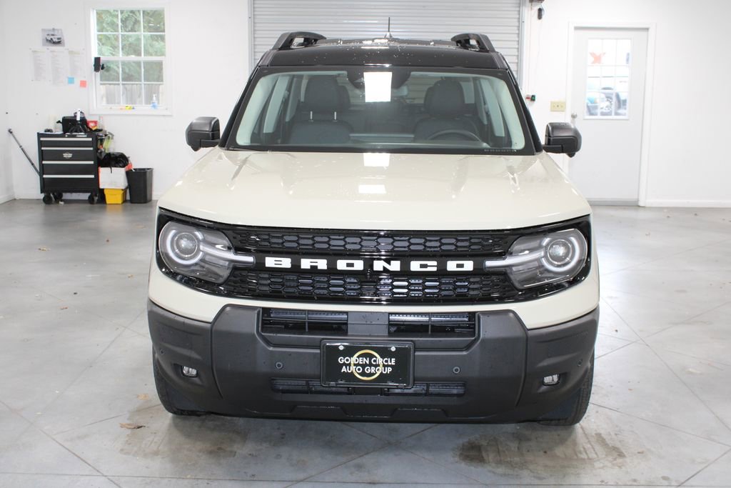 New 2025 Ford Bronco Sport Outer Banks w/ Outer Banks Tech Package+ image 2