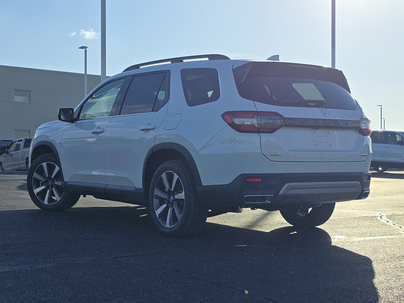 New 2025 Honda Pilot Touring image 19