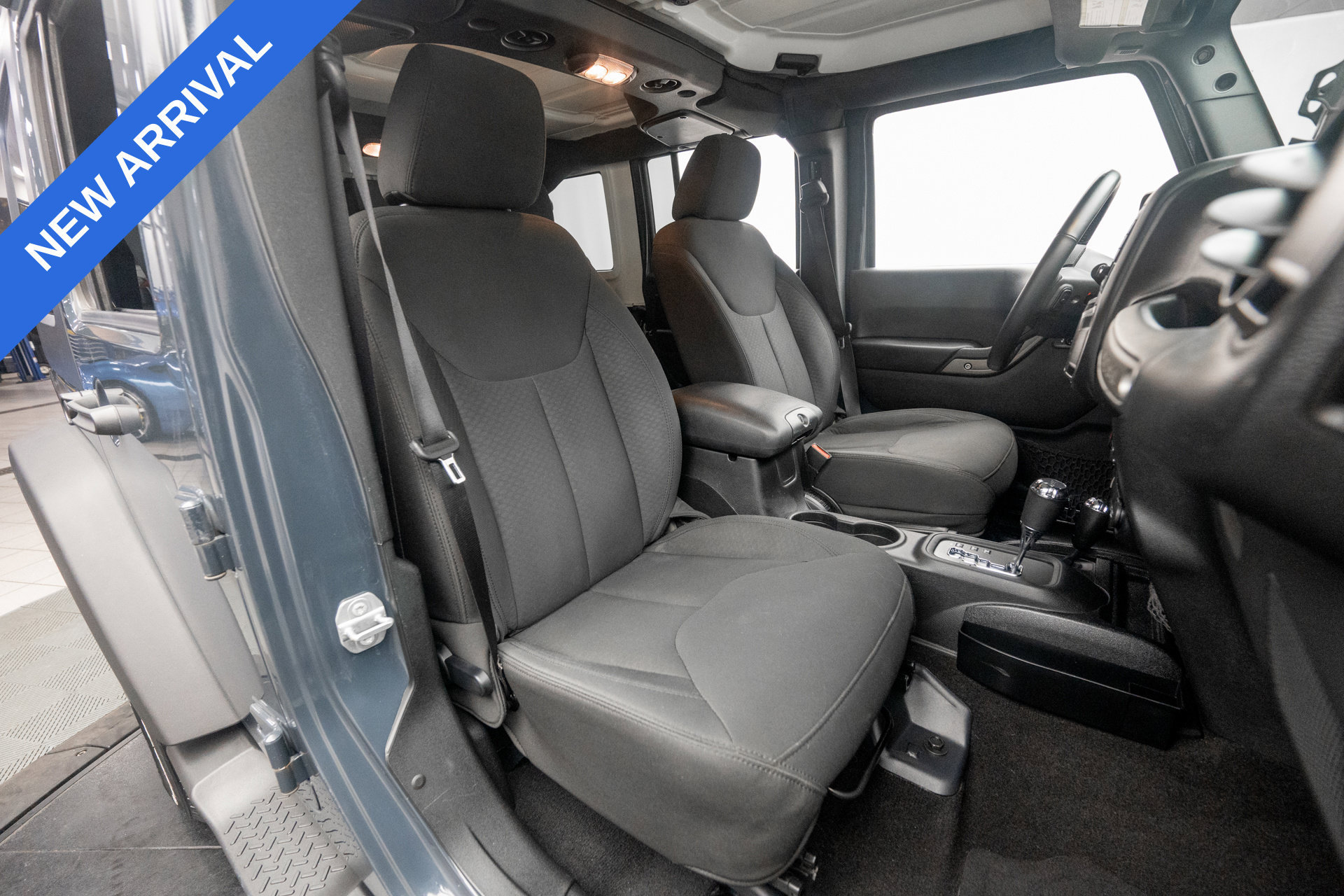 Used 2016 Jeep Wrangler Unlimited Sport w/ Quick Order Package 24S AWD/4WD image 14