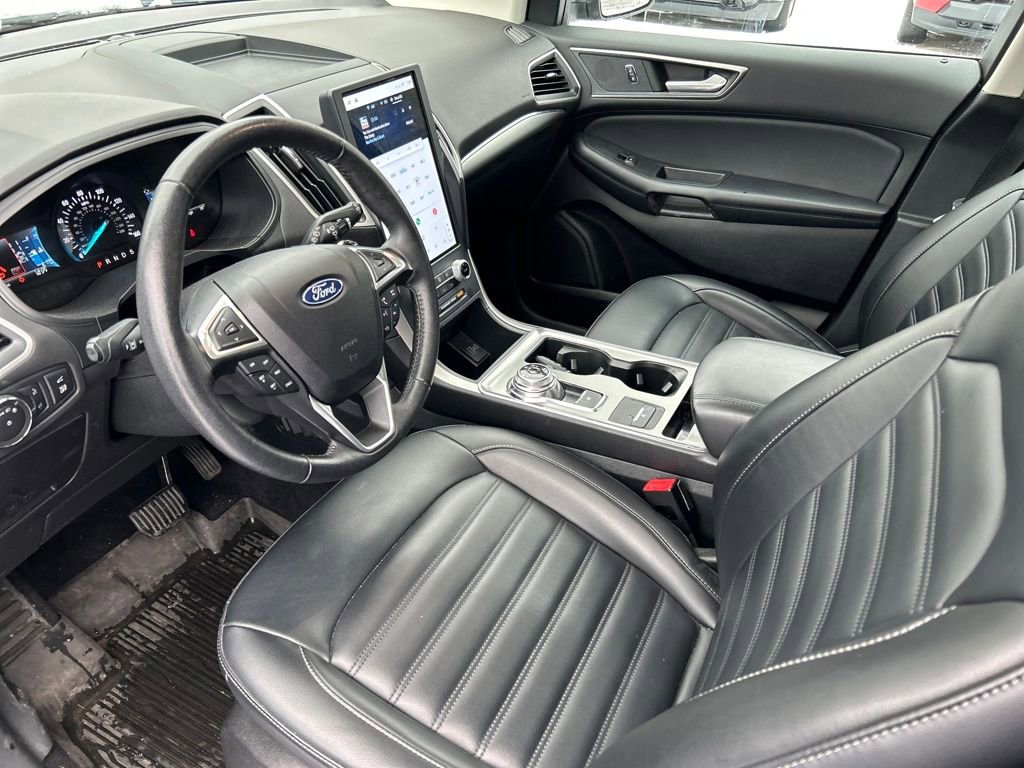 Used 2022 Ford Edge SEL w/ Convenience Package image 11