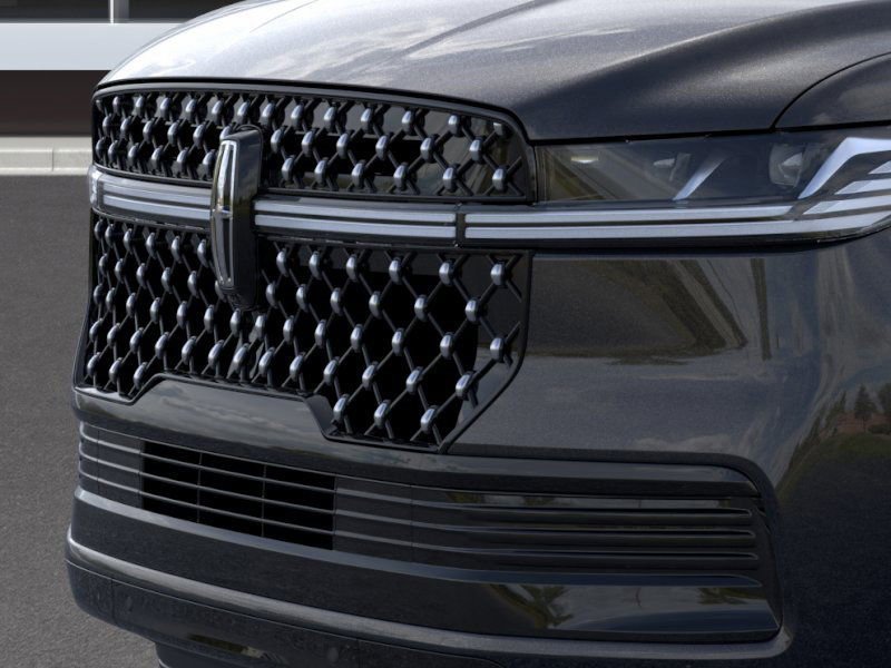 New 2025 Lincoln Navigator Black Label image 17