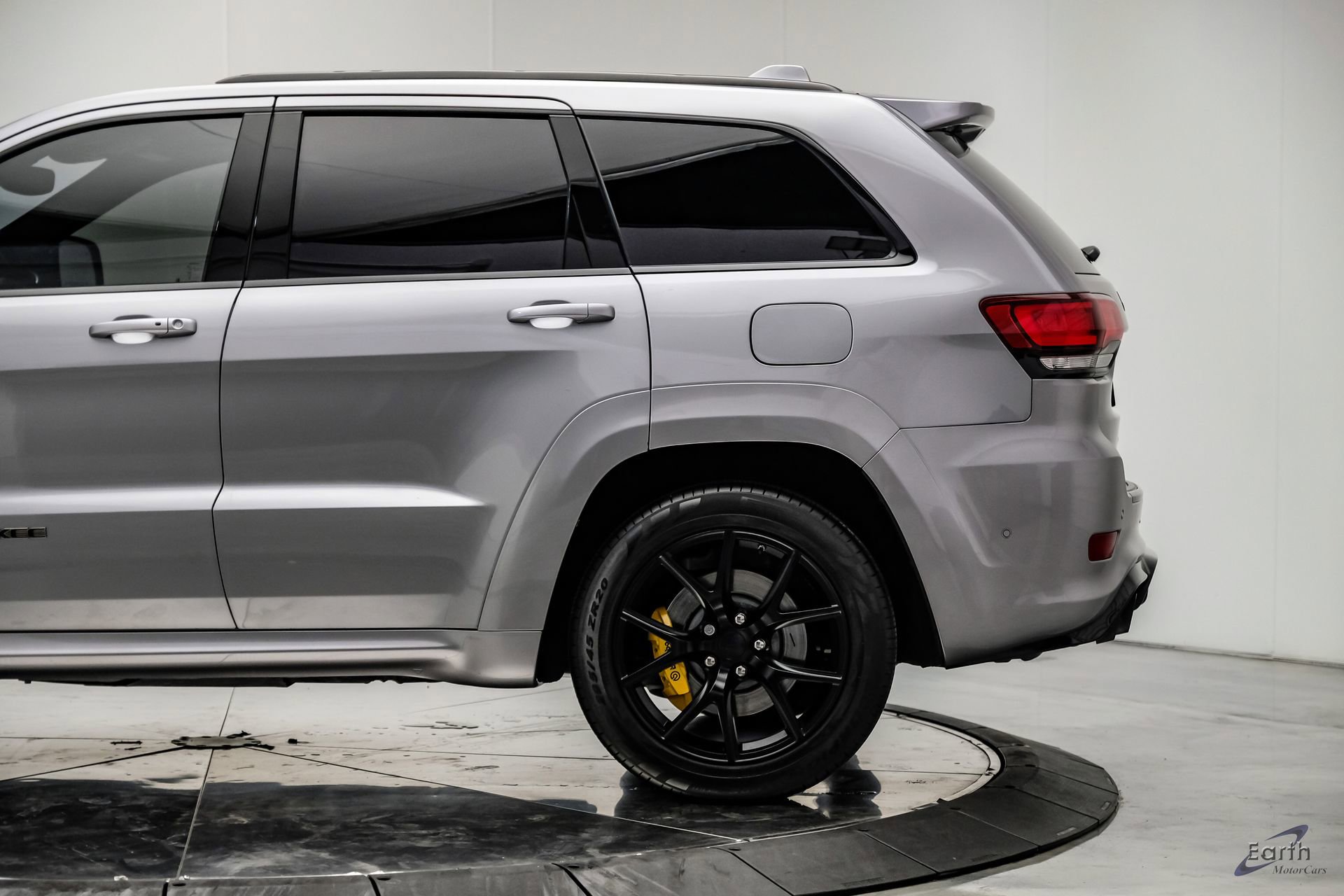 Used 2018 Jeep Grand Cherokee Trackhawk image 9