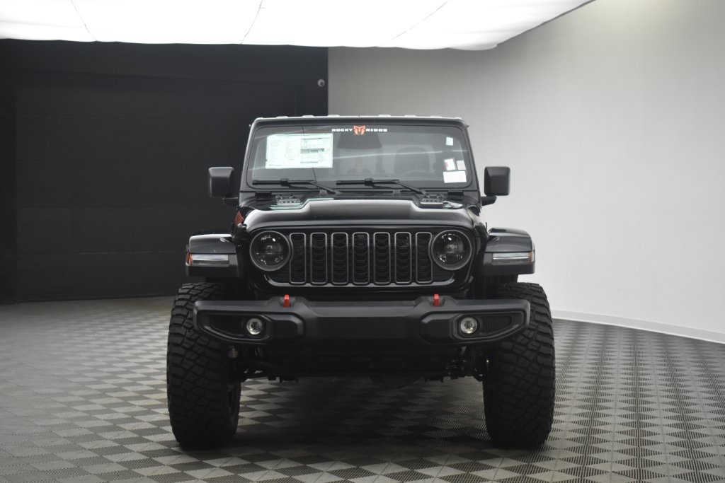 New 2026 Jeep Gladiator Rubicon w/ Technology Group AWD/4WD image 2