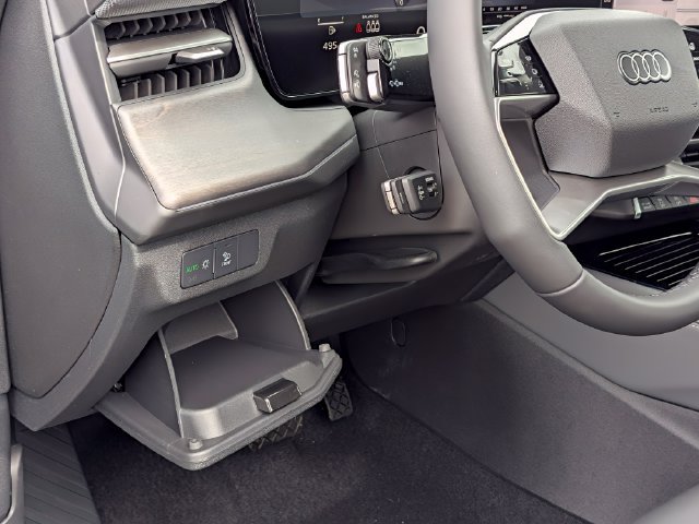 New 2026 Audi Q3 quattro 2.0T AWD/4WD image 9