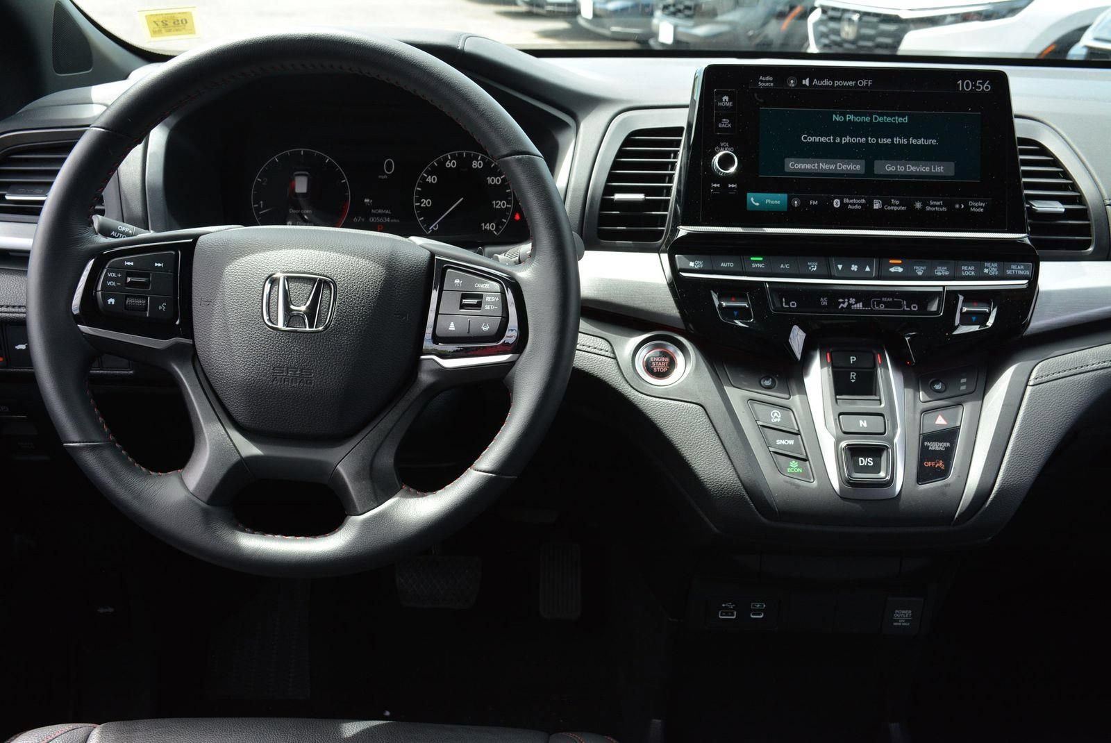 Used 2025 Honda Odyssey Sport-L image 9