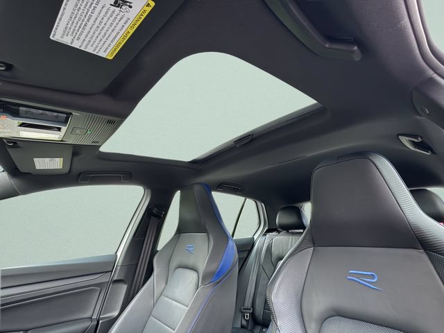 Used 2023 Volkswagen Golf R AWD/4WD image 14