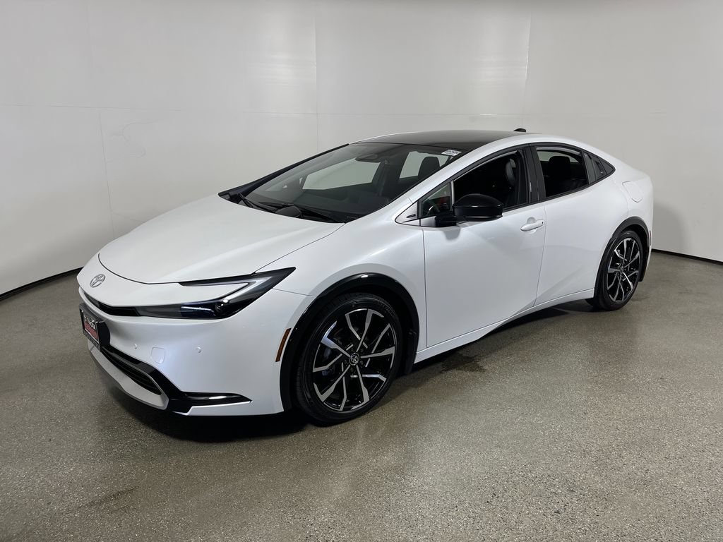 New 2026 Toyota Prius Plug-In Hybrid FWD image 7