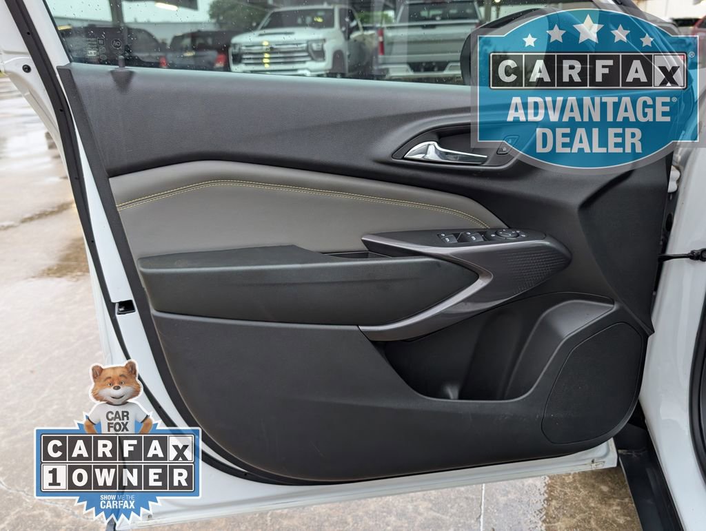 Used 2024 Chevrolet Trax ACTIV w/ Sunroof Package FWD image 13