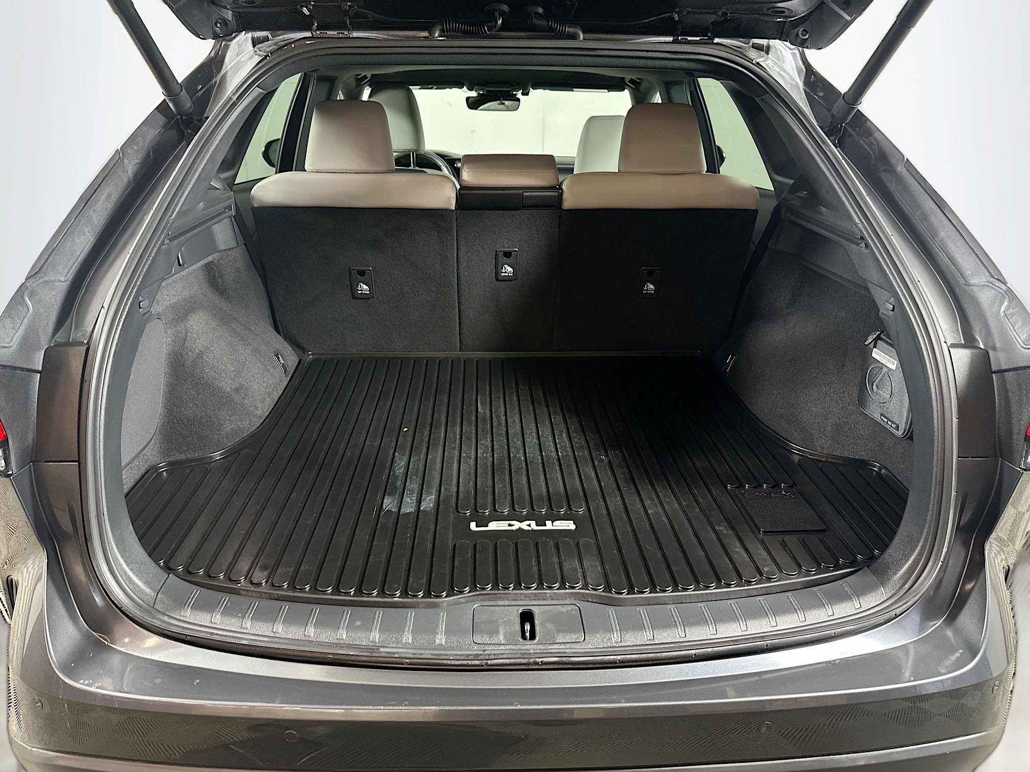 Used 2025 Lexus RX 350 Premium w/ Convenience Package image 25