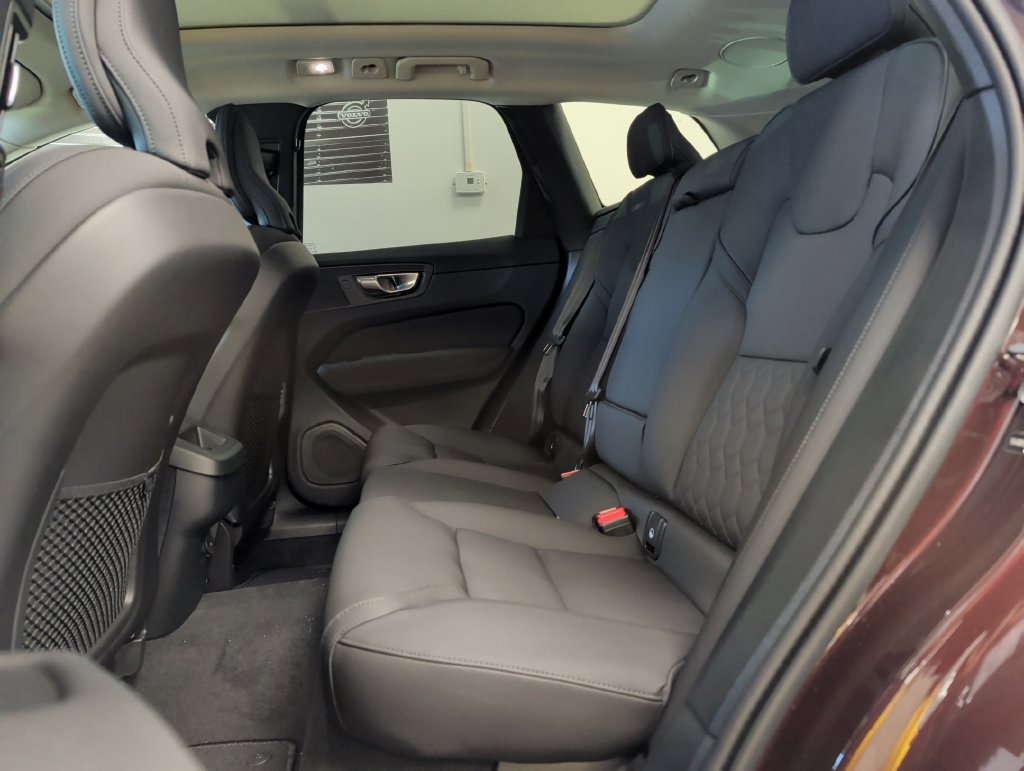 New 2026 Volvo XC60 B5 Plus w/ Protection Package Premier AWD/4WD image 30