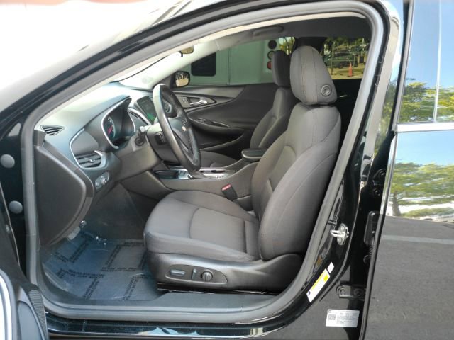 Used 2023 Chevrolet Malibu LT w/ Redline Edition FWD image 14