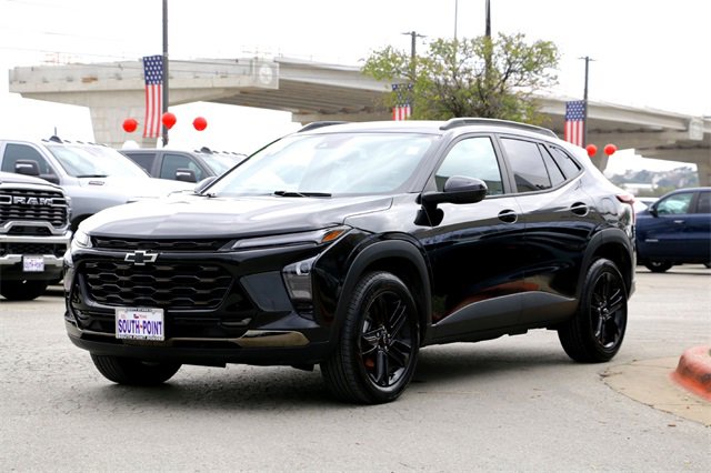 Used 2024 Chevrolet Trax ACTIV image 7