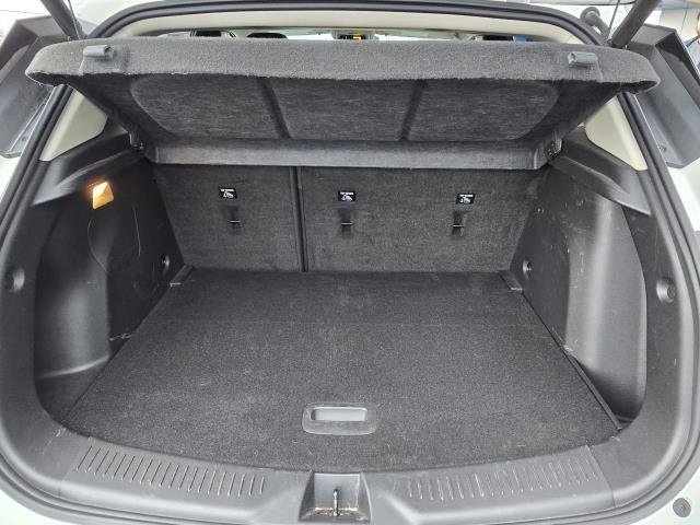Used 2022 Buick Encore GX Select w/ Sport Touring Package AWD/4WD image 8