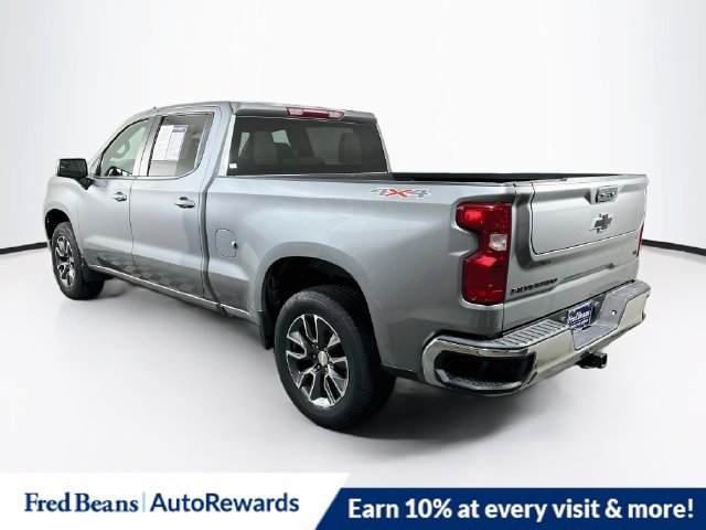 Used 2023 Chevrolet Silverado 1500 LT w/ LPO, Dark Essentials Package AWD/4WD image 6